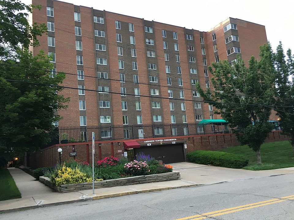 Bayard St/Garage Entrance