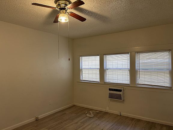 3rd image of 1218 L St APT B