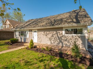 9210 Meade Ave, Oak Lawn, IL 60453