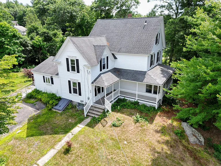 298 Providence Rd — Photo 1
