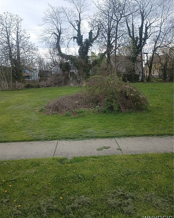 1st image of 525 Masten Ave #60