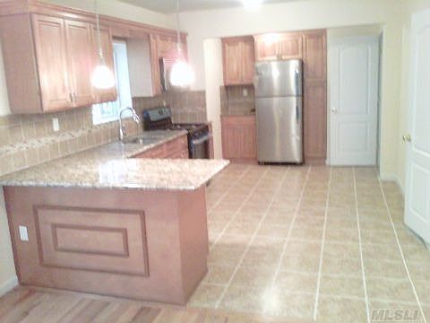 4th image of 11556 155th St