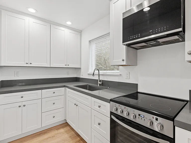 446 Luneta Dr #A — Photo 8