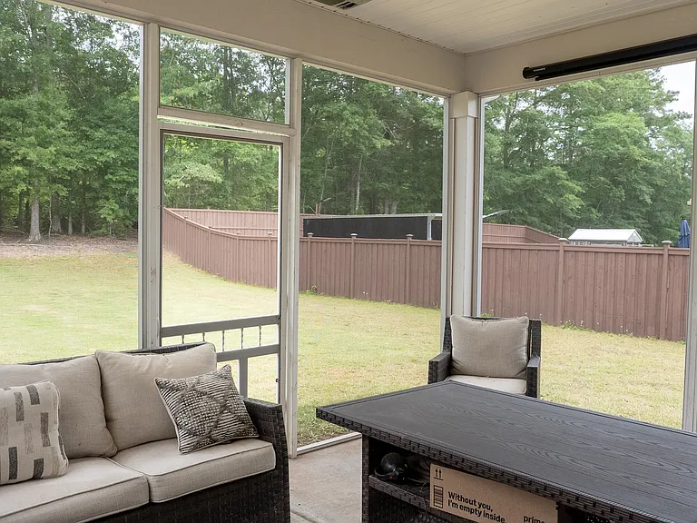 197 Jodi Pl — Photo 40