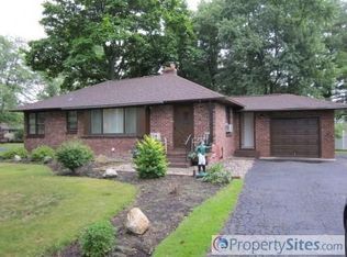 126 Van Dyke Rd, Delmar, NY 12054