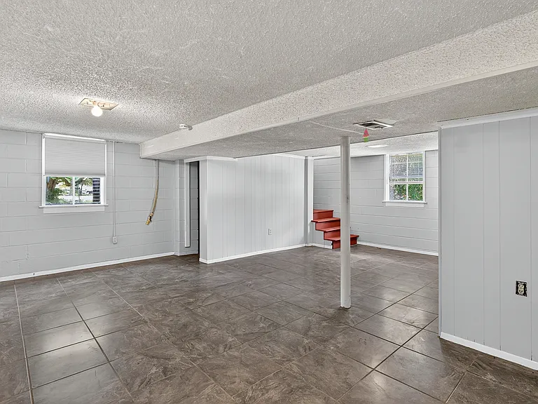 246 Bonnabrook Dr — Photo 43