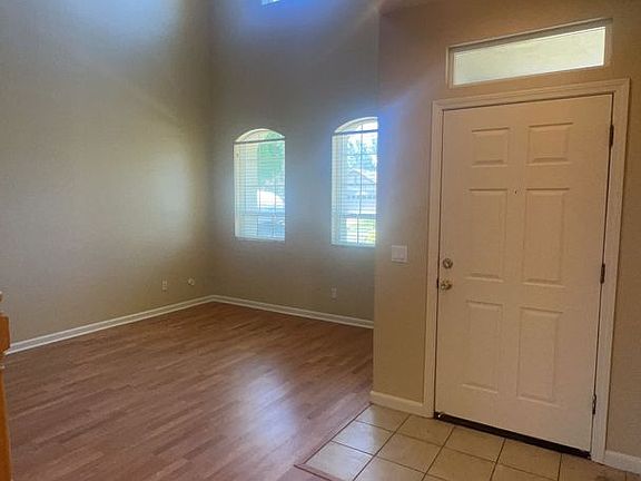 4th image of 3548 Santa Maria Ave