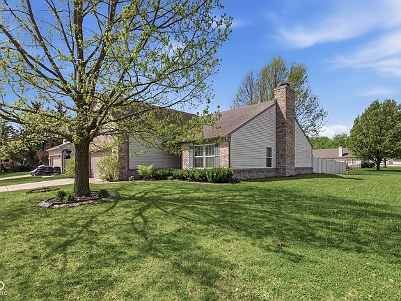 2nd image of 2074 Alysheba Dr