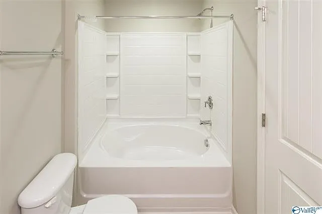 114 Brooklawn Dr — Photo 8