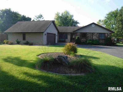 218 Cope Dr, Salem, IL, 62881