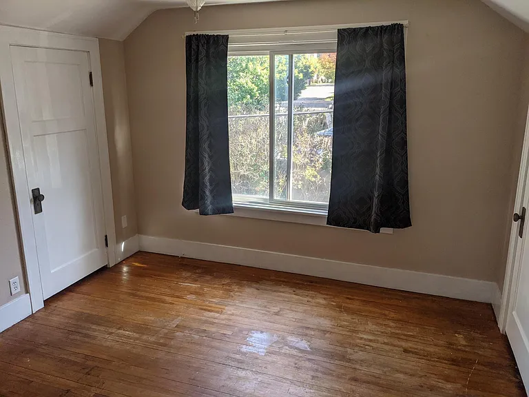 312 Dakota St — Photo 6
