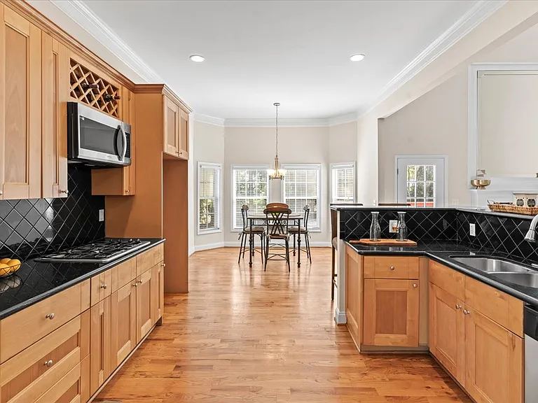 3113 Brians Creek Dr SE — Photo 3
