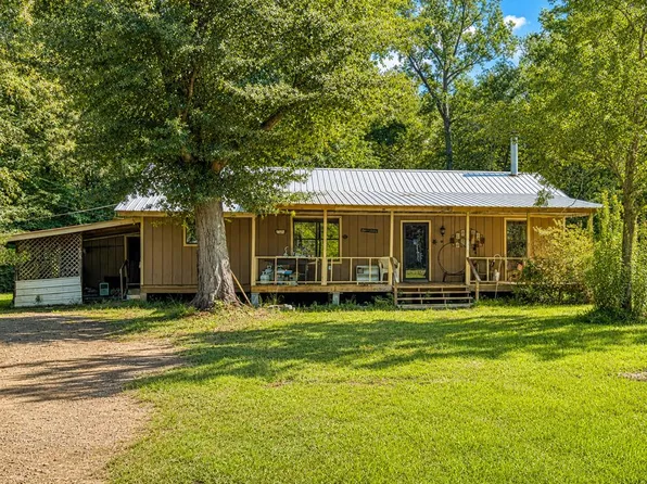 515 County Road 422, Bronson, TX 75930