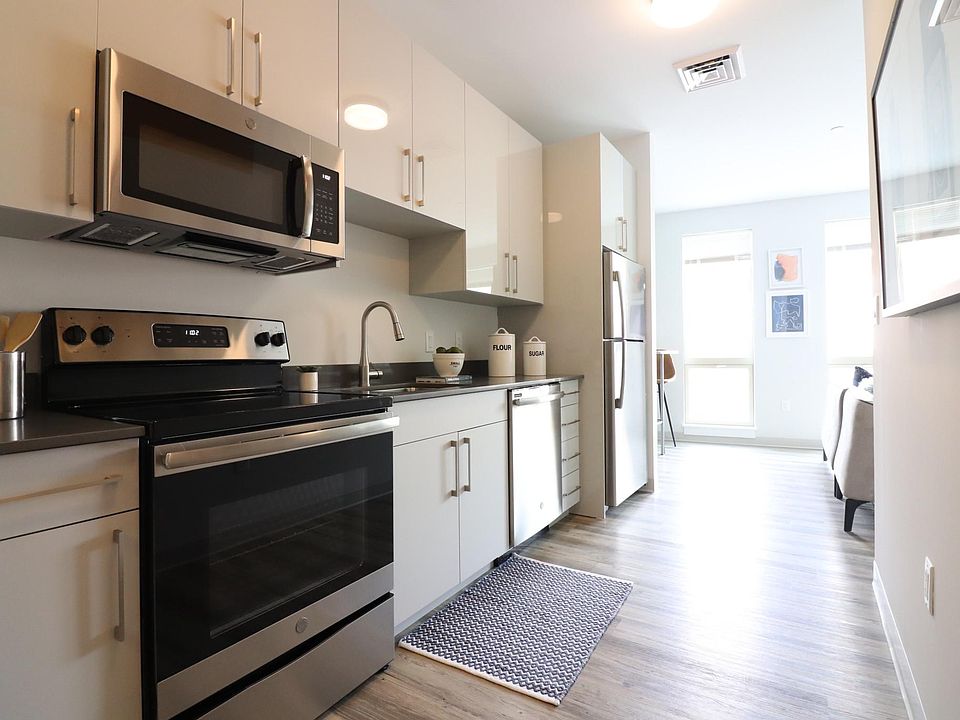 1st image of 161 Washington St #12