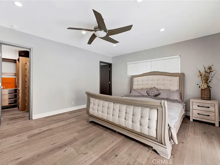 4912 N Alonzo Ave — Photo 8