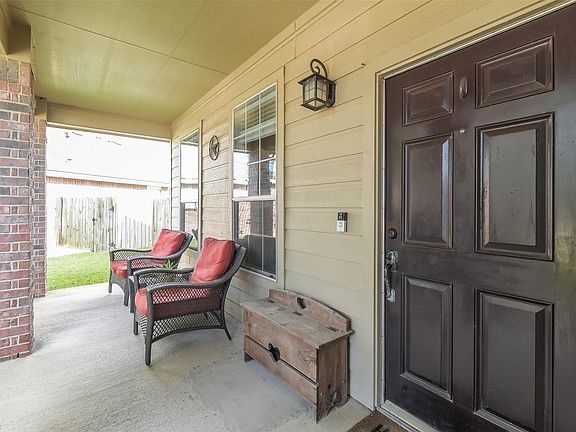 4th image of 703 Rock Creek Ct