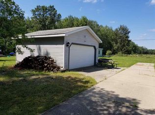 4346 Tower Hill Rd, Houghton Lake, MI 48629