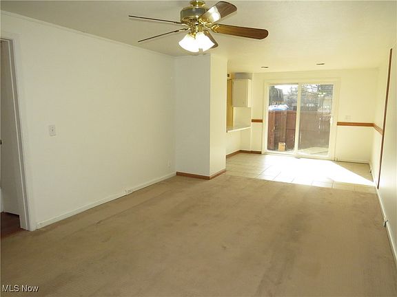 2nd image of 1651 Mentor Ave APT 104