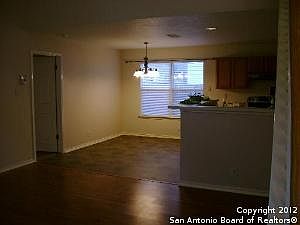 3rd image of 2 Pembroke Pl
