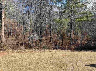 106 Tee Dr, Forsyth, GA 31029