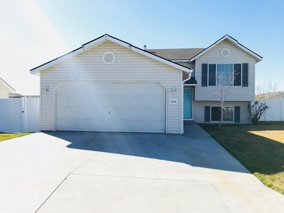 5816 Saddle Creek Ln, Pasco, WA, 99301
