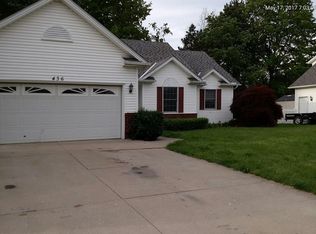 436 Pemberton Dr, Elyria, OH 44035