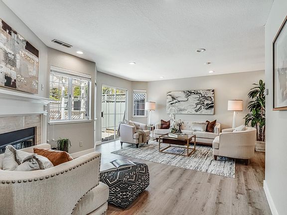 4th image of 1067 Almaden Village Ln