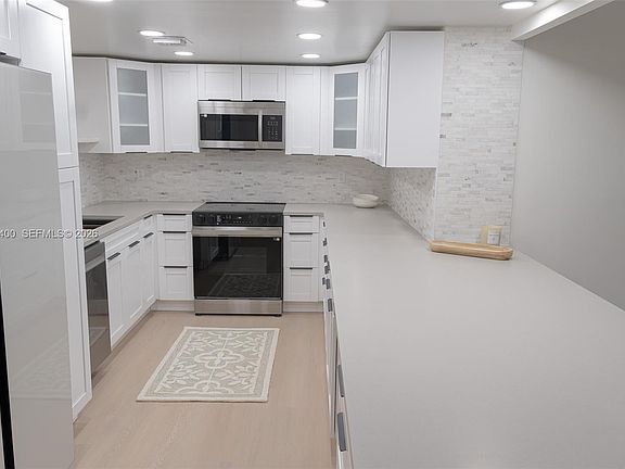 4th image of 3051 N Course Dr APT 107