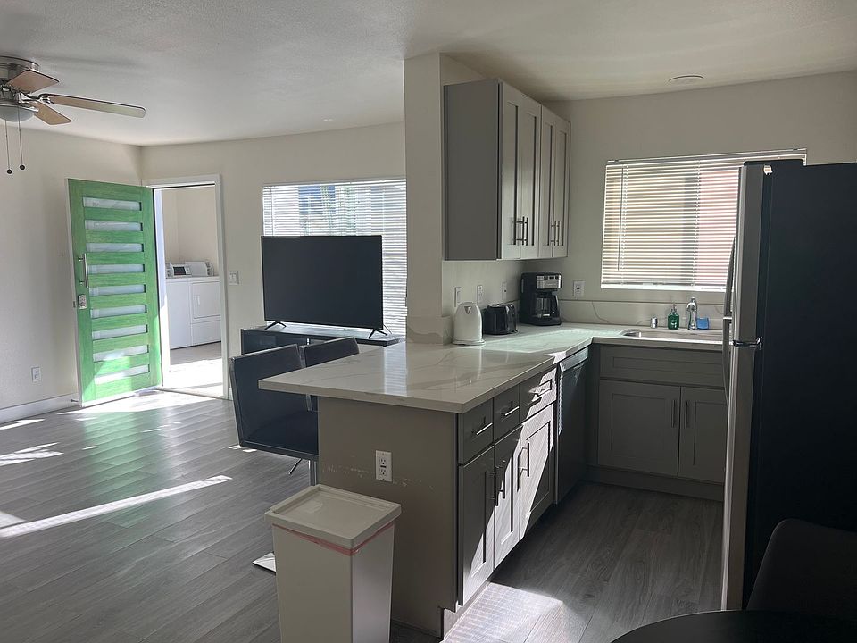 1st image of 4553 Texas St APT 4