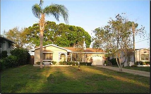 1st image of 3216 Bayshore Blvd NE