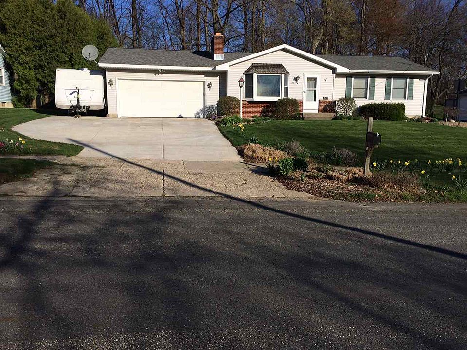 1st image of 3155 Ipswich Dr NW