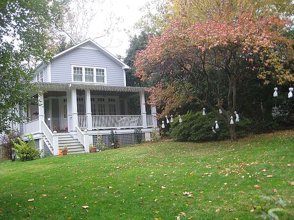 2nd image of 3602 Stewart Dr