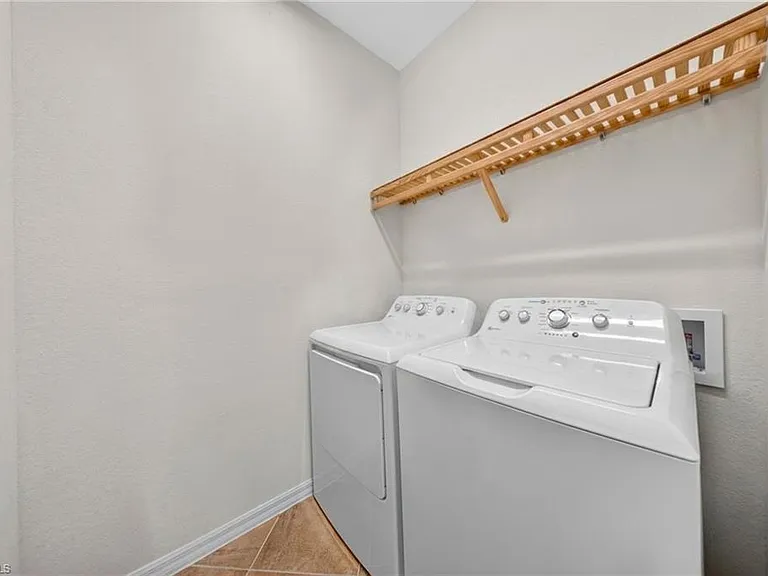 8965 Malibu Ln #802 — Photo 29