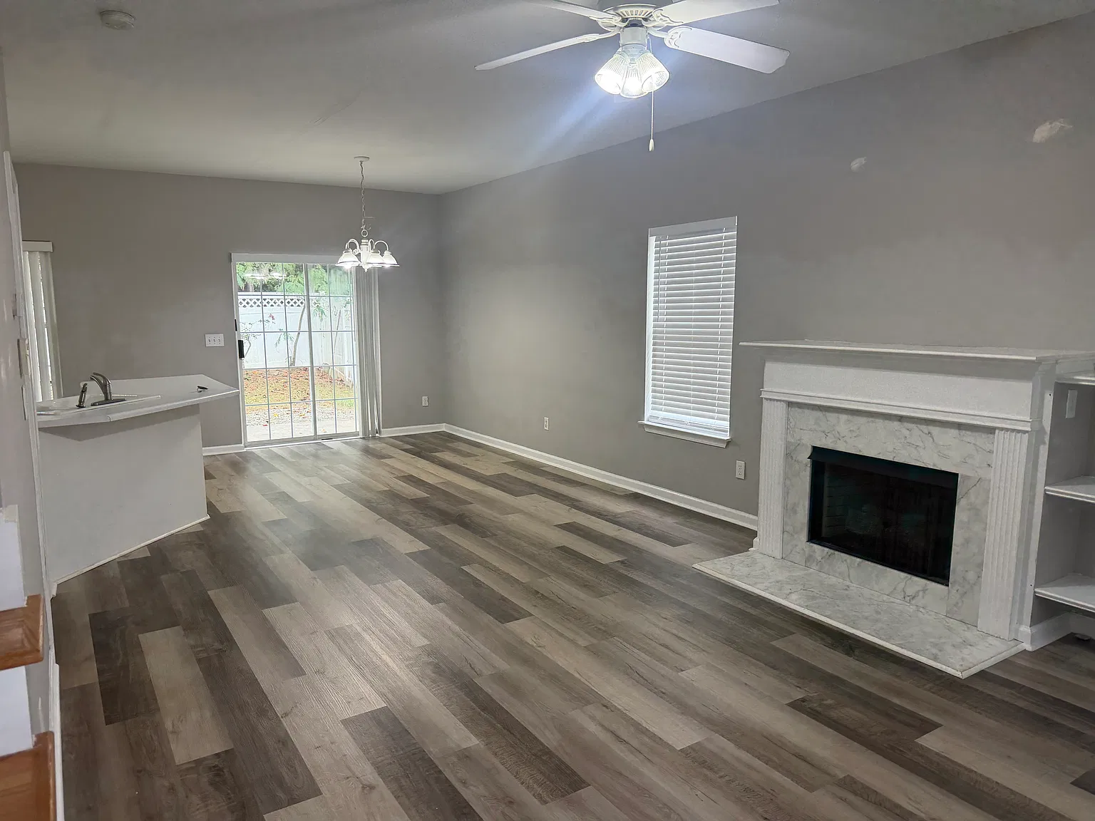 3 bed, 2.5 bath, 1364 sqft, $1,850 — Photo 2