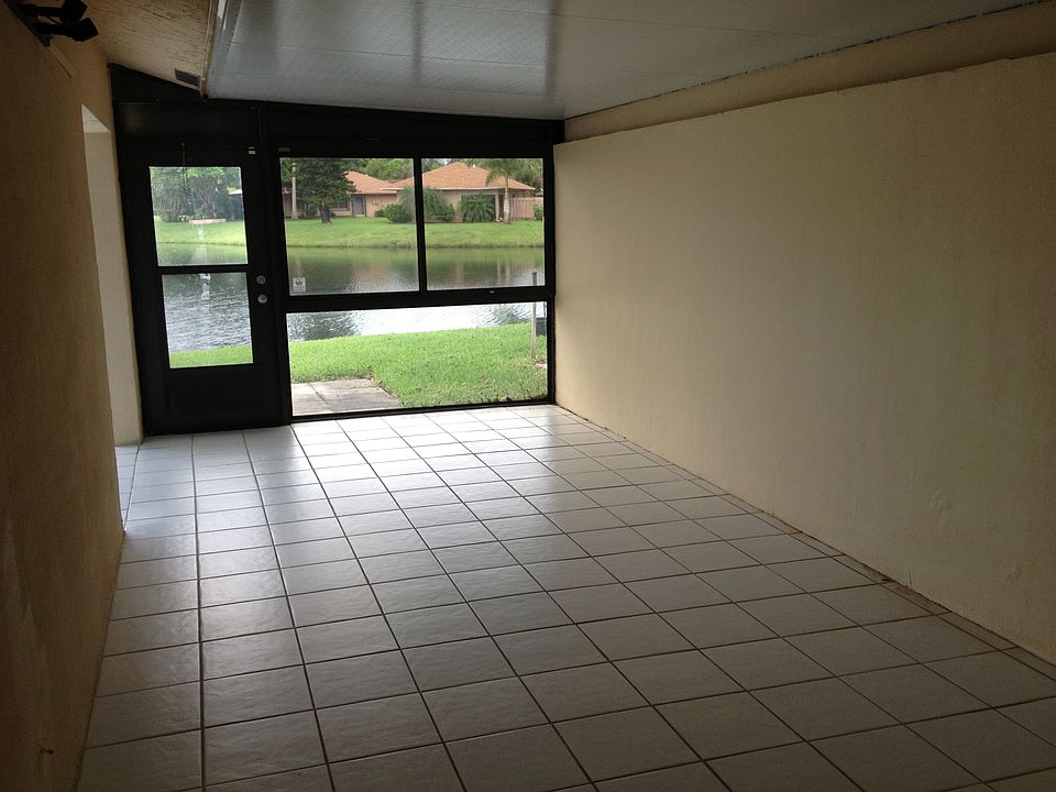 2nd image of 1600 Granfern Ave