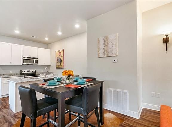 5th image of 1656 Annunciation St #A