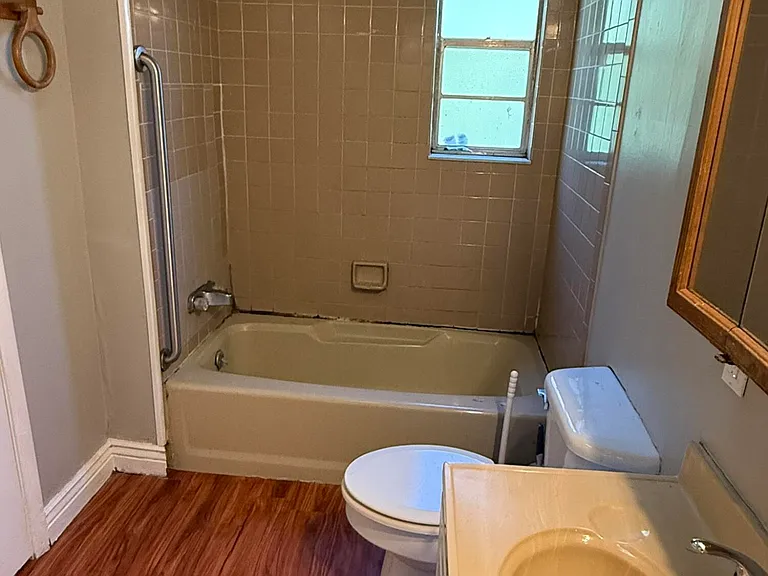1610 Cleveland Ave — Photo 6