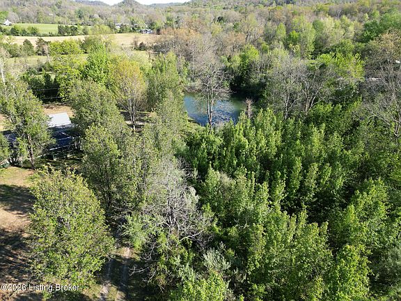 2nd image of 594 Mountain View Estates Rd