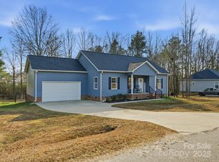 727 Funderburke Rd, Fort Lawn, SC 29714