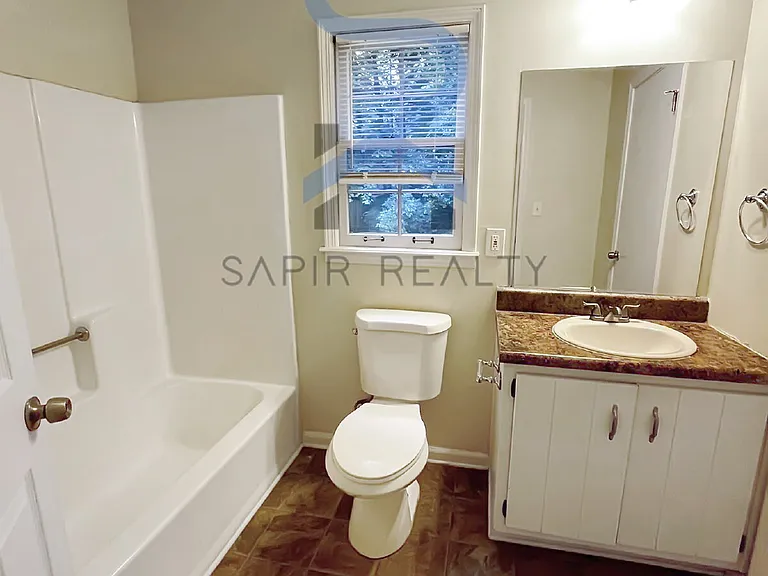 4125 Maple Ferry Dr NE — Photo 12