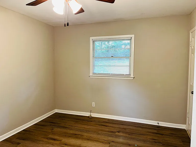 943 Parkstone Dr — Photo 14