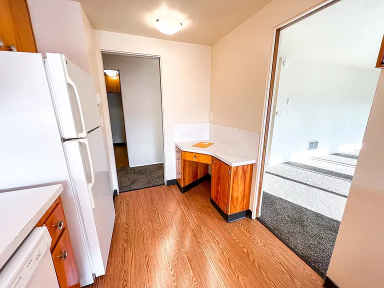 IRO Apartments — Photo 38