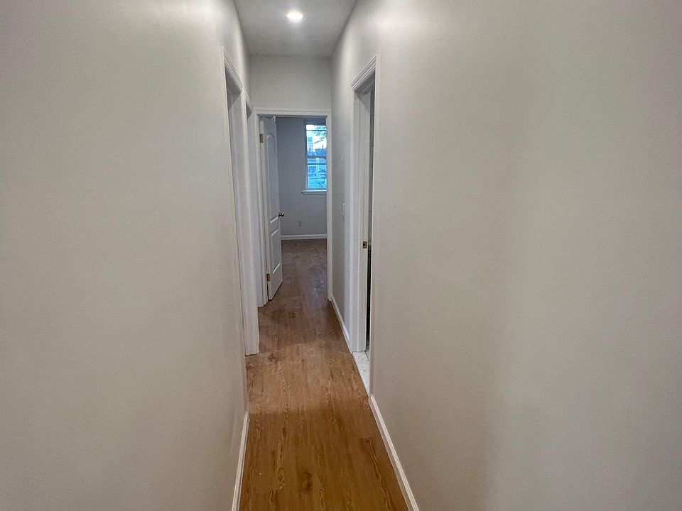 1st image of 11310 Jamaica Ave Floor 2