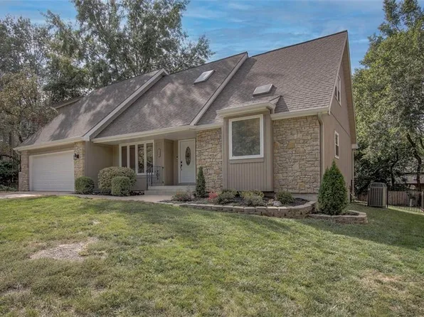 7930 Alden St, Lenexa, KS 66215