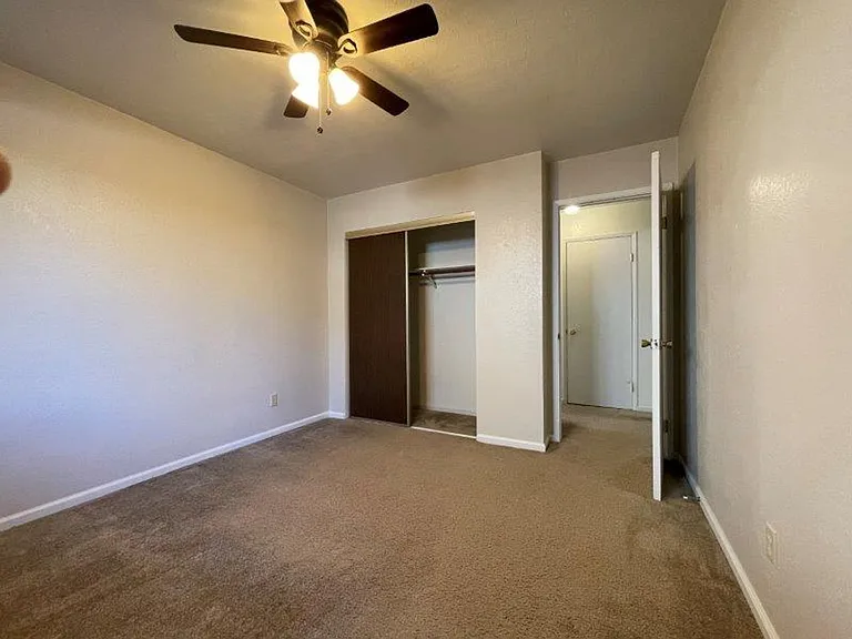 9262 Terra Linda Dr — Photo 10