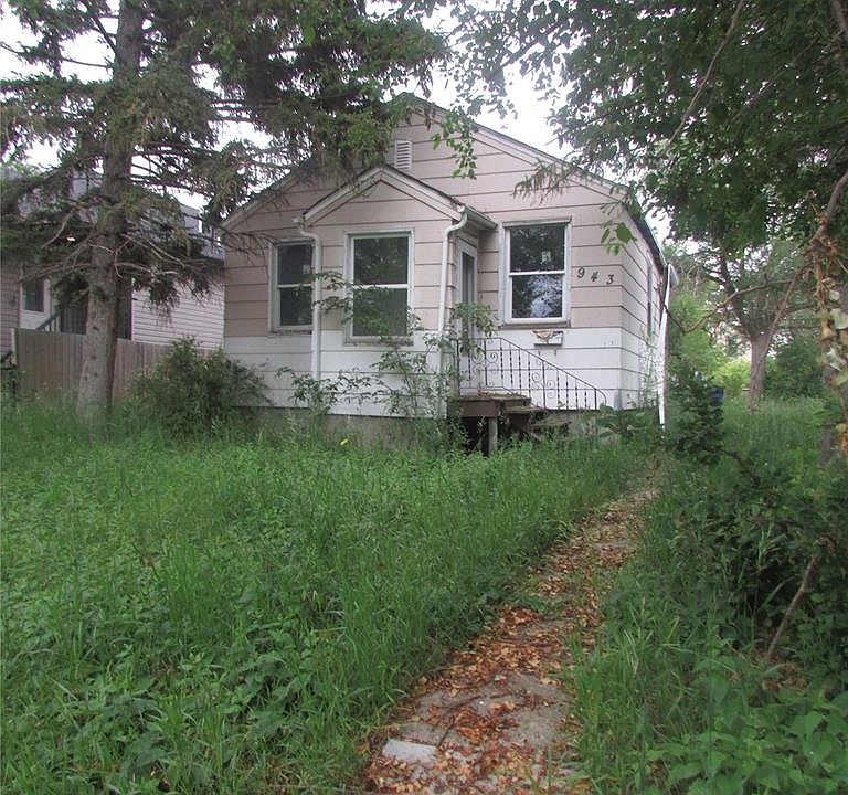 2nd image of 943 Athol STREET