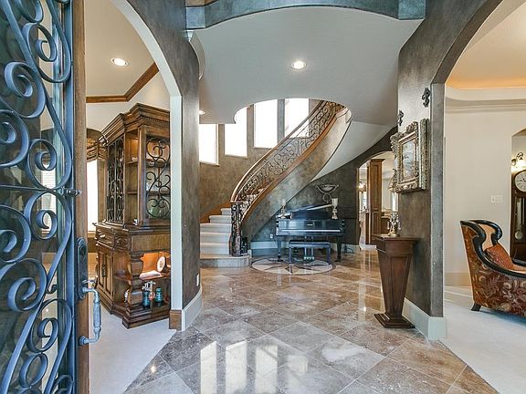 3rd image of 8106 Beckett Creek Ln