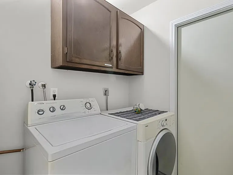 730 SE White Ave — Photo 18