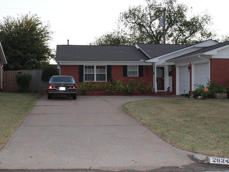 1st image of 2624 NW 112th St