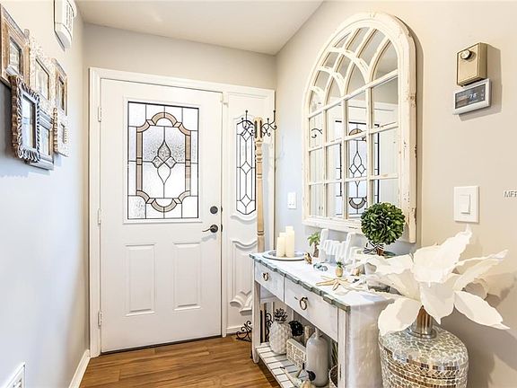 4th image of 4172 Lyndhurst Ct